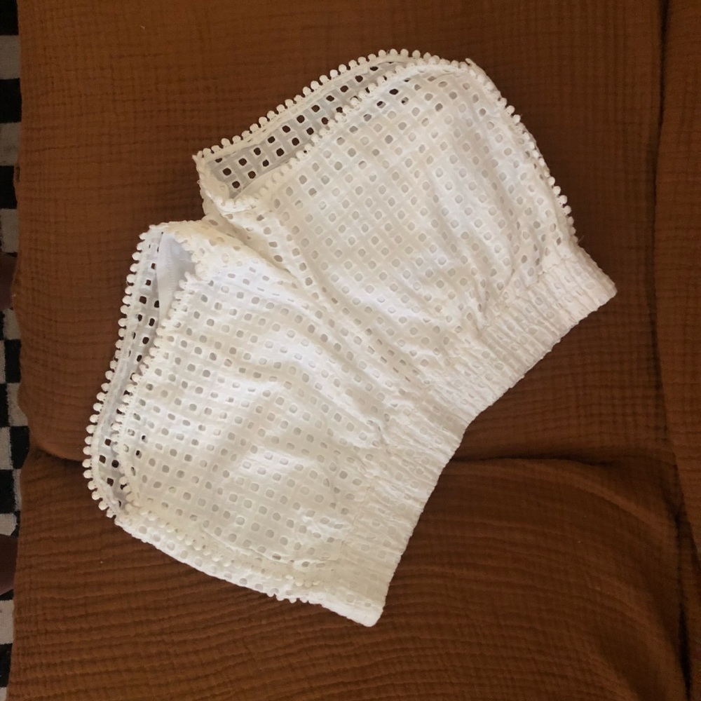 Lilly Pulitzer for Target White Pull-On Eyelet Shorts XS